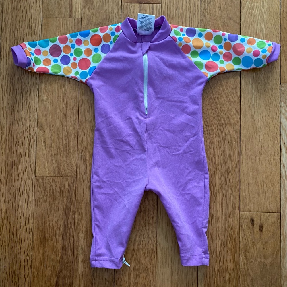 No Zone sun protective wetsuit 0-6 months - Picture 2 of 3